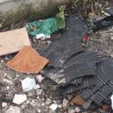 Campo rom del canalone: i rifiuti sono ancora l�